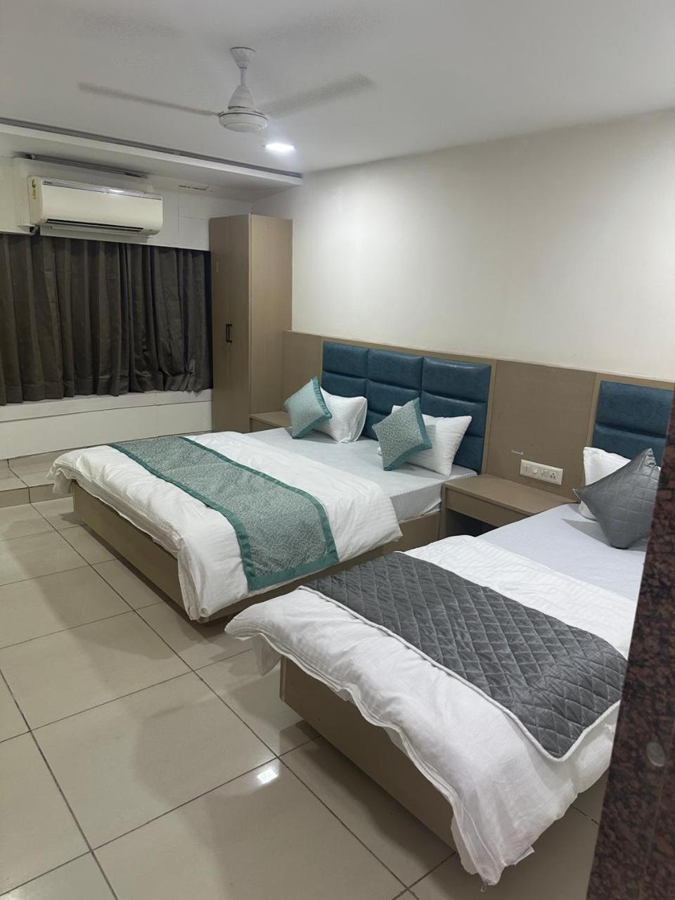 Hotel Nest View Ahmedabad Extérieur photo